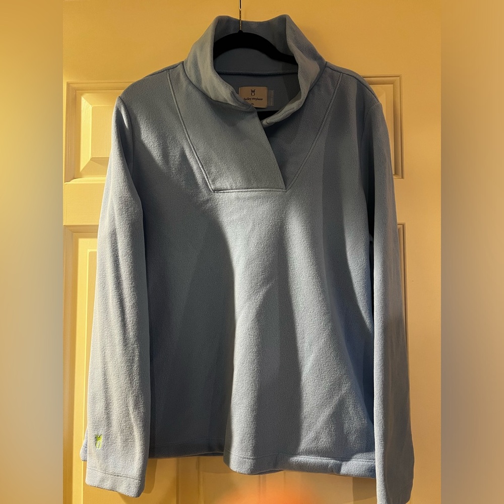 Dudley Stephens Sheffield Island Top. Light blue. XL.